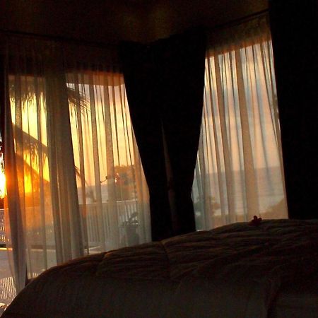 Pasific Beach Cottages Mangsit Екстериор снимка