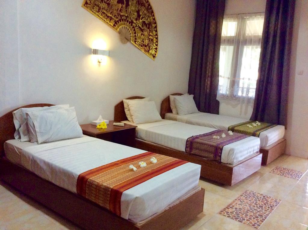 Pasific Beach Cottages Mangsit Екстериор снимка