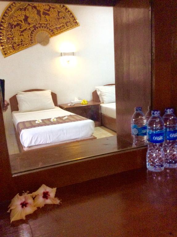 Pasific Beach Cottages Mangsit Екстериор снимка