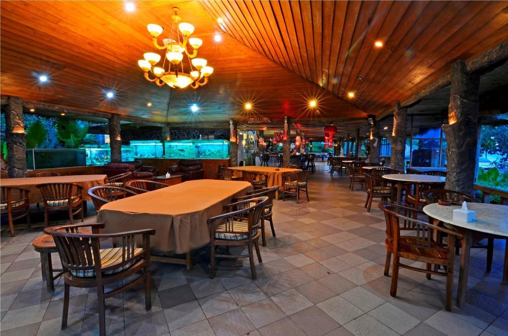 Pasific Beach Cottages Mangsit Екстериор снимка
